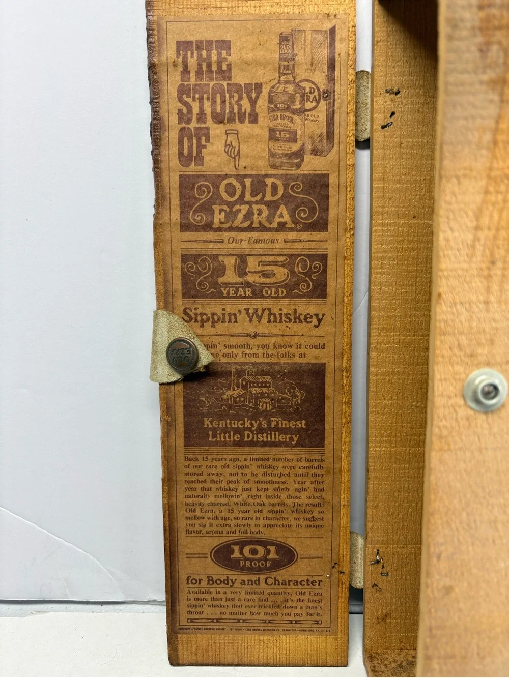 OLD EZRA 15 Year Old Sippin' Whiskey - EMPTY Wood Box With Leather Hinges © 1976